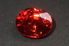 天然スペサルティンガーネット ルース 2.257ct 約6mm×8mm