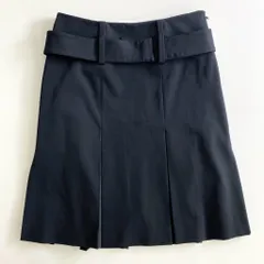 2024年最新】プラダ ひざ丈スカートの人気アイテム - メルカリ 