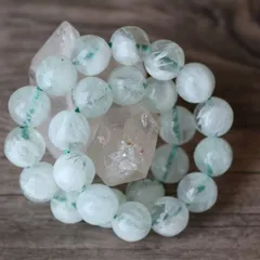 ＼ クーポン配布中 ／フローライト エンジェルフェザー グリーン フローライト 10ミリ ブレスレット  天然石 パワーストーン フェザー 母の日