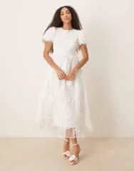 【送料無料】 シスタージュン レディース ワンピース トップス Dream Sister Jane Jasmine embroidered maxi dress in white White