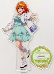 【中古】アクリルスタンド・アクリルパネル 中野四葉(冬デート服) アクリルスタンド 「五等分の花嫁＊」 ファミリーマート限定