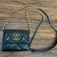 【極美品】CHANELシャネルマトラッセチェーンウォレットミニ19 AP2409 黒 ゴールド