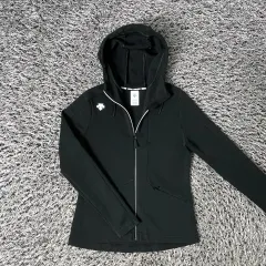 2025年最新】DESCENTE レディース パーカーの人気アイテム