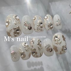 完成品/翌日発送可能/匿名配送可能/全サイズ入り/結婚式/成人式/成人式ネイル/ネイルチップ/24枚
