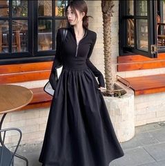 フリーサイズ ロングワンピース　シャツワンピ　Ａライン　細見え　黒　ブラック
