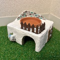 爬虫類　シェルター　レンガ