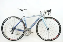 引き取り限定♪デローザ♪軽量フルカーボンフレーム♪ロードバイク入門用にどうですか 引き取り限定♪デローザ♪軽量フルカーボンフレーム♪ロード