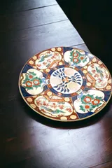美品✨有田焼　古伊万里　色絵金襴手花鳥図輸花皿　年木谷窯　蒼峰　中皿５枚　鉢 美品✨有田焼 古伊万里 色絵金襴手花鳥図輸花皿 年木谷窯 蒼峰