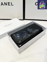 【今日特価】Yves Saint Laurent イヴ・サンローラン クラシックウォレットシリーズ 輸入小牛皮を採用し質感に優れる