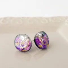 レジンの水中花ピアス