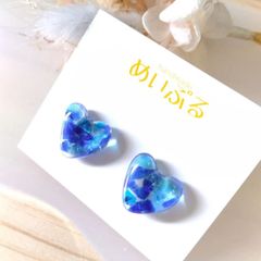 琉球ガラス　ハートピアス　ブルー　ハンドメイド　レジン