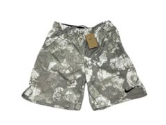 ▽NIKE　ナイキ　　ハーフパンツ　XLサイズ　未使用品　IM＃722207　00330