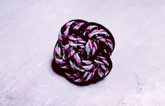 和服！ 縁起の良い飾り結びのピンズ 平梅 組み紐 ヘアピン 指輪 レンゲソウ 紺