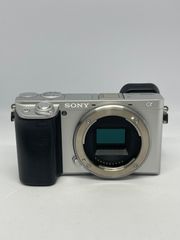 Sony ソニー　ミラーレス　一眼カメラ　a6400 ボディ　シルバー　ILCE−6400 S