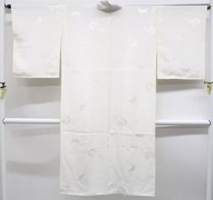 【一輝堂】リサイクル着物 長襦袢 雪輪地紋 広衿仕立て 正絹 身丈125cm 裄丈49.5cm 25z07-3883
