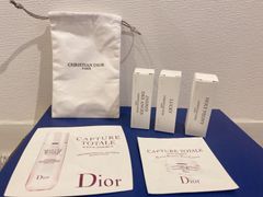 クリスチャンディオール Dior ミニ香水、クリーム、巾着 サンプル6点