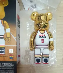 12/23発売｜BE@RBRICK Michael Jordan LAST SHOT 100% & 400