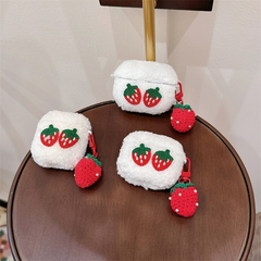 いちご AirPods4ケース もこもこ ホワイト ストラップ付き イヤホンケース 可愛い AirPods Pro第2世代 AirPodsケース AirPodsケース AirPod