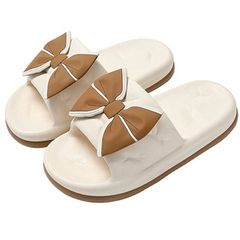 Item thumbnail for item 8bb2f230-65f4-421d-b0e8-430ca79b4b89