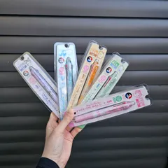 フリクション3色ボールペン　サンリオ