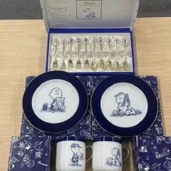 SNOOPY　スヌーピー　カトラリーセット・ケーキ皿×2・マグカップ×2　全4点セット 【K25】