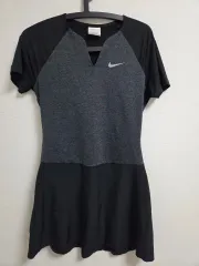 NIKE - ナイキ NIKE テニス ワンピース XS 完売品 新品未使用 2025年最新】ナイキテニスワンピースの人気アイテム - メルカリ