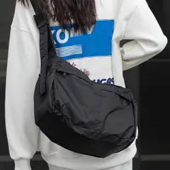 ショルダーバッグ 大容量 ナイロン 黒 レディース 肩掛け 斜め掛け バッグ 韓国 ユニセックス シンプル 通学 多収納 軽量 かばん カジュアル ストリート 旅行 新作 男女兼用 おしゃれ 鞄 大きめ 無地 マザーズバッグ 長さ調整可能 送料無料 1116