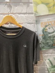 古着　L　champion チャンピオン Tシャツ ワンポイント 刺繍 グレー