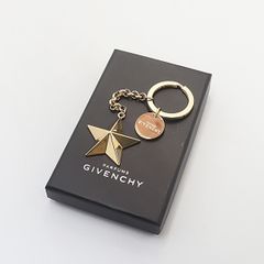 グッドグリーフ キーチャーム アパルトモン MedicineCase - メルカリ