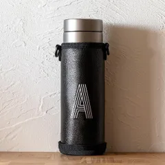 ☆ alphabet.A ☆ 専用ストラップ付き ボトルカバー 水筒カバー ショルダー ボトルカバー 500ml ペットボトル ボトルホルダー 水筒 カバー 子供 こども 子ども 女の子 男の子 イニシャル アルファベット おしゃれ PUレザー 合皮
