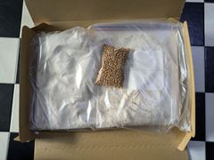 【2024年収穫分は完売！】大分県産の国産小麦100%使用！強力粉の全粒粉800g（400g×2）細挽き！注文後に製粉するので香りが強い！ 品種:はるみずき、使い道は全粒粉パンや天ぷら粉に団子までなんでも美味しい。おまけで玄麦を付けます！のサムネイル