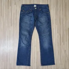 36 ） TRUE RELIGION(トゥルーレリジョン) デニム