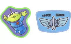 【中古】バッジ・ビンズ リトルグリーンメン＆エンブレム ワッペンアクセサリーセット(2点セット) 「バズ・ライトイヤーのアストロブラスター“コンプリート・ザ・ミッション!”」 東京ディズニーランド限定