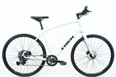TREK FX2　クロスバイク　DISC 中古　自転車 平日夜東郷町限定 5022080300001.jpg