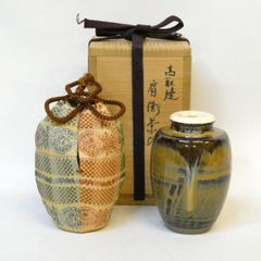 【七月の特売品】 高取喜恵作 高取焼 肩衝茶入 幾何文風通仕覆 十三代高取八仙の妻 茶道具 【中古 美品】