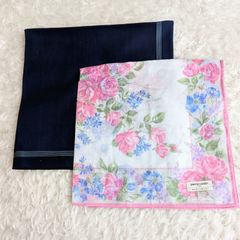 未使用品 Pierre cardin ピエールカルダン ハンカチ 2枚セット 花柄 総柄 シンプル ネイビー ピンク メンズ レディース プレゼント