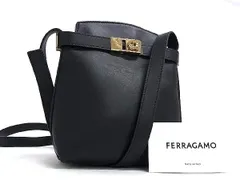 ■新品同様■ Ferragamo フェラガモ ガンチーニ レザー 2WAY ハンドバッグ ショルダー レディース ブラック系 FC0162