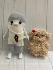 【Sayumia様専用】吸血鬼トリ人、トイプードル子犬ちゃん、2点