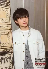 【中古】生写真(ジャニーズ) Kis-My-Ft2/玉森裕太/上半身・衣装白.グレー・顔傾げ/「Kis-My-Ft2 LIVE TOUR 2018 YOU＆ME Extra Yummy!!」オリジナルフォト