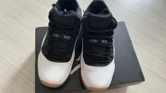 正規品 NIKE(ナイキ) エアジョーダン 11 レトロ ロー ラバーシューズ 240