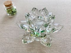 クリスタルガラス　蓮　グリーン　縁起物　キラキラ　花　仏具　供養　お仏壇