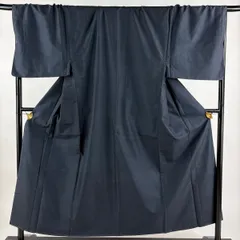 男着物 身丈153.5cm 裄丈74cm L 袷 アンサンブル 紬 亀甲絣 紺色 正絹 美品 秀品 【中古】