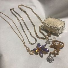 色々なアクセサリーとk18のメガネ、金杯 シャネルのイヤリング - メルカリ