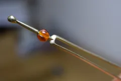 KZ4-20 樺色 簪 一点物 小玉 七宝るり玉 とんぼ玉 七宝瑠璃玉 昭和風 二本軸 定番タイプ かんざし