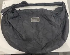 MARC BY MARC JACOBS のナイロンキルティング ショルダーバッグ