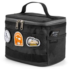 新品 調味料入れ スパイスボックス キャンプ BBQ 仕切り付き 撥水性能 防水 PU底部 直置き出来る クッション材入り 多機能 マルチ収納ケース ベルクロ 調味料ケース ワッペン付き 調味料バッグ クッキング アウトドア ピクニック バーベキュー用品 (ブ