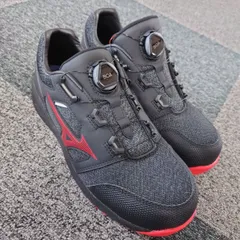 【新品】Mizuno オールマイティ　ボアシステム安全靴 ブラック/レッド オールマイティ LSⅡ 73M BOA（作業靴/プロスニーカー