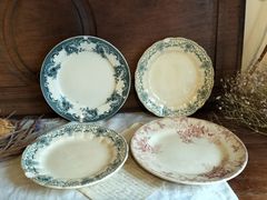 MIKI様専用　Emile Bourgeois 装飾　 陶器　　ラヴィエと　サンタマン　 模様付き　　陶器　　1900年 21.5cm 　皿　4枚セット