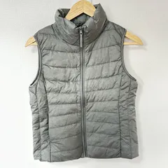 (^w^)b UNIQLO ユニクロ ウルトラライトダウンベスト ナイロン100% 薄手 軽量 インナーダウン アウター 防寒 定番 シンプル デイリー タウンユース アウトドア グレー レディース サイズS
