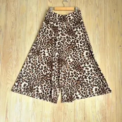 2025年最新】REGINA ROMANTICO ガウチョパンツの人気アイテム - メルカリ